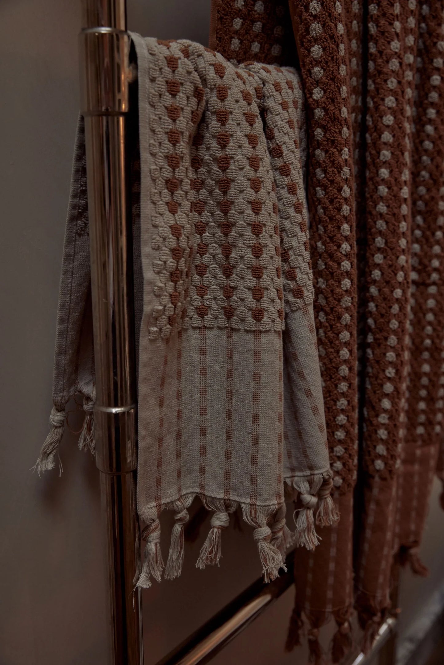 Chickpea Bath Sheet | Stone / Terracotta