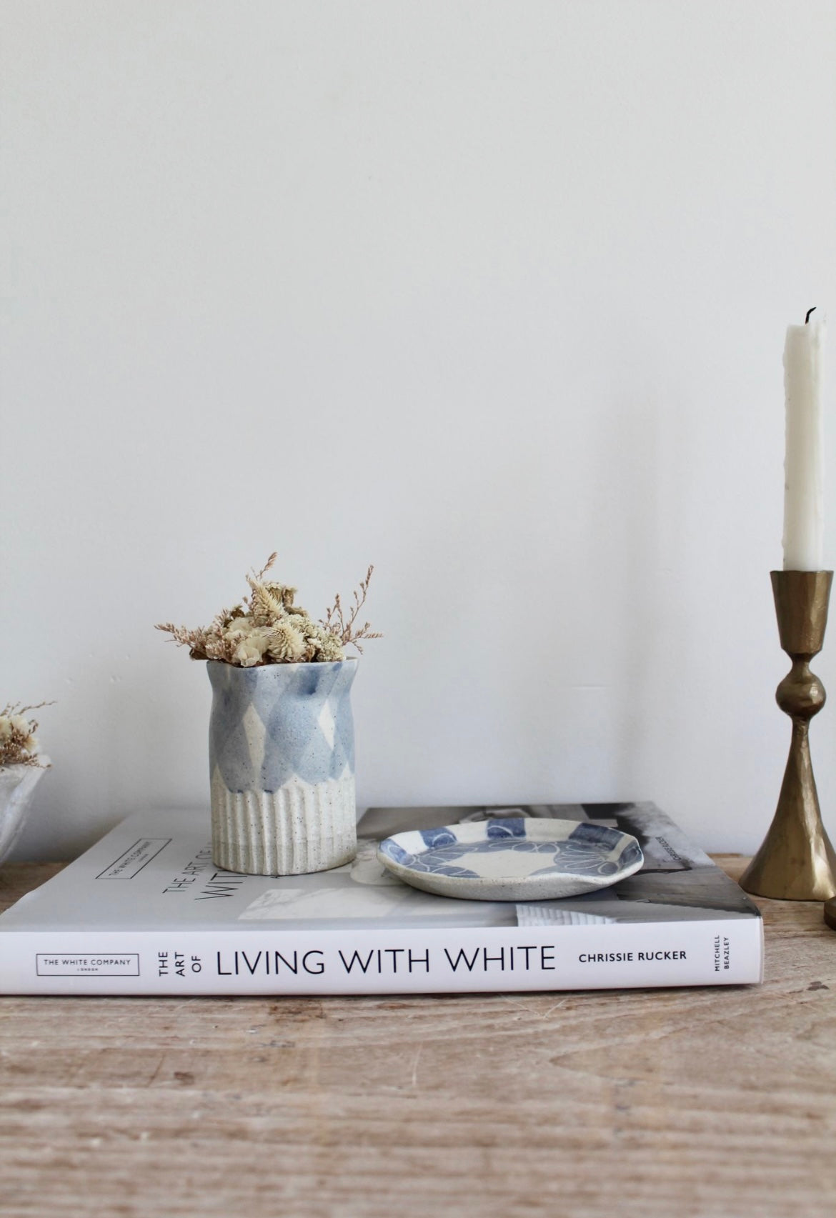 The Art of Living With White
