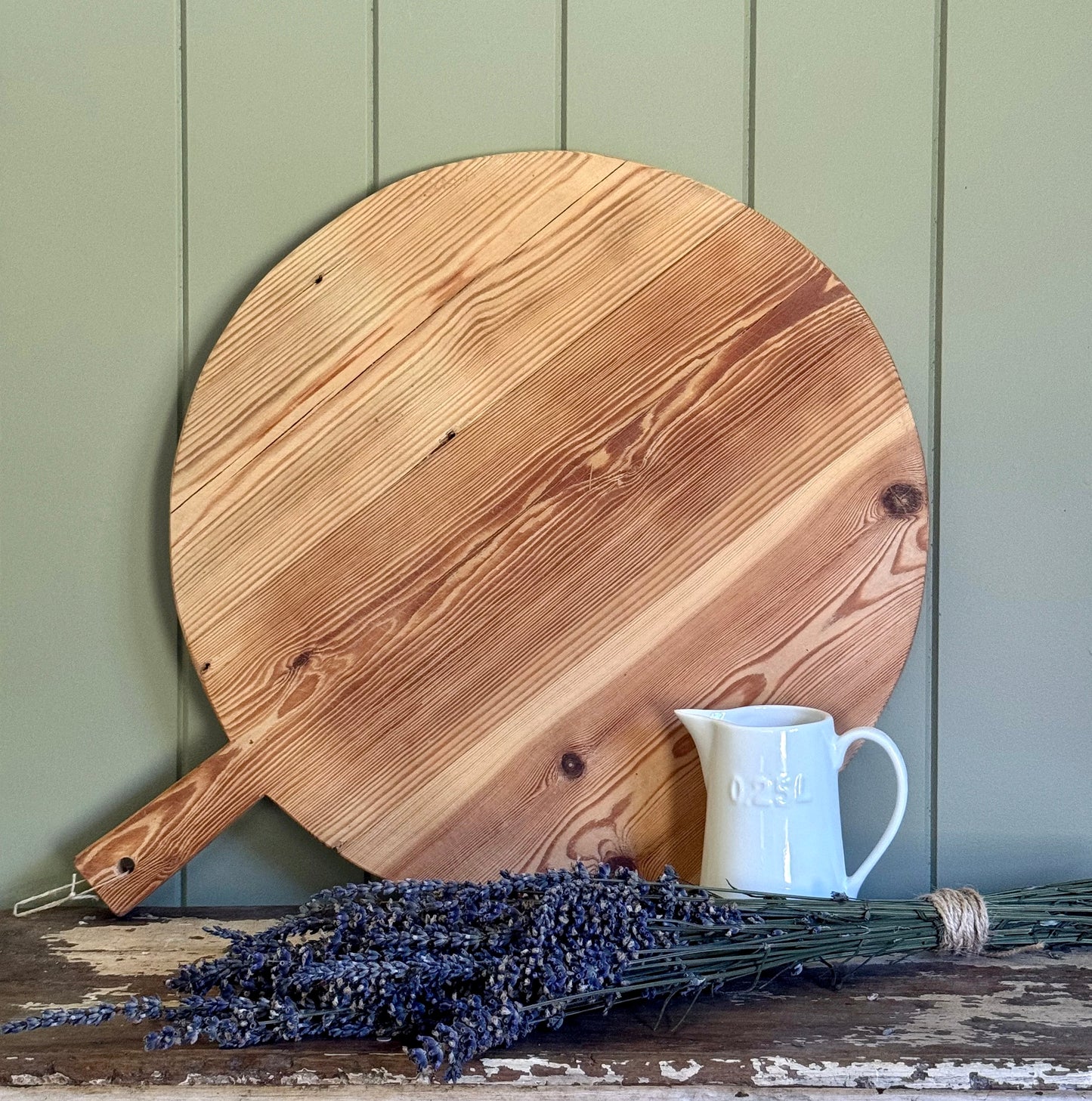 Round Grazing Board