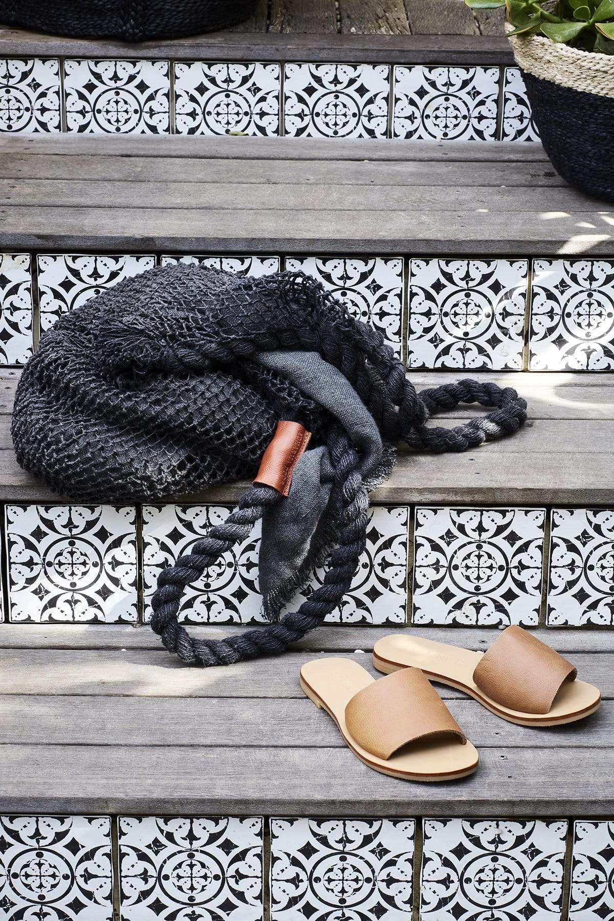 Jumbo String Bag - Black
