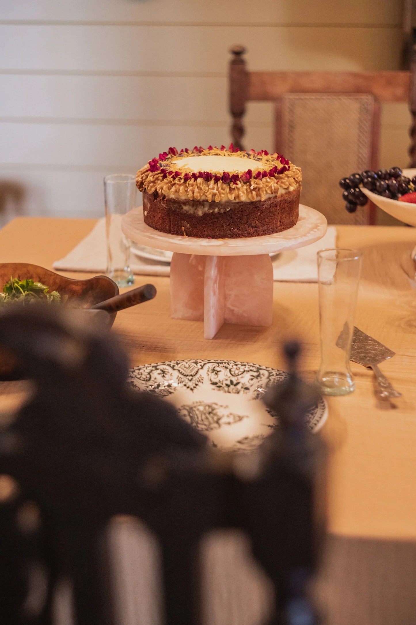 Flow Resin Cake Stand