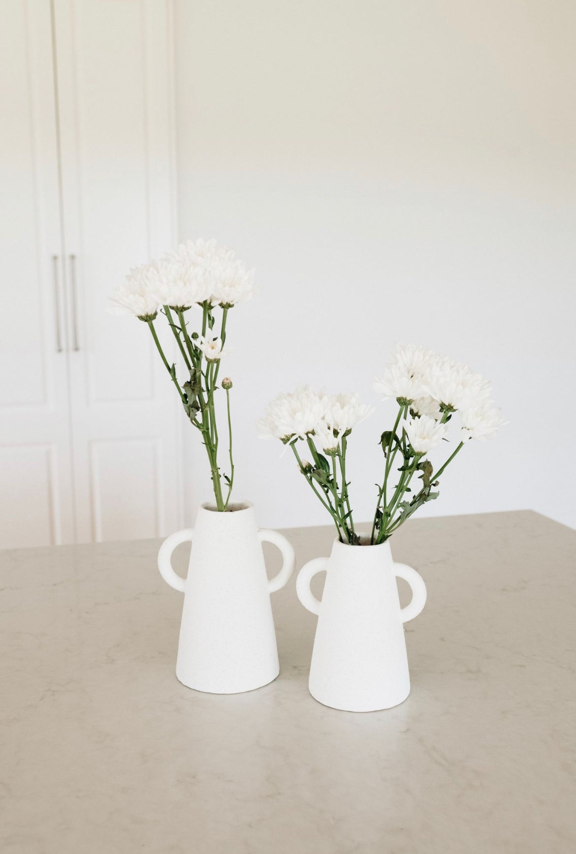 Avriel Vase