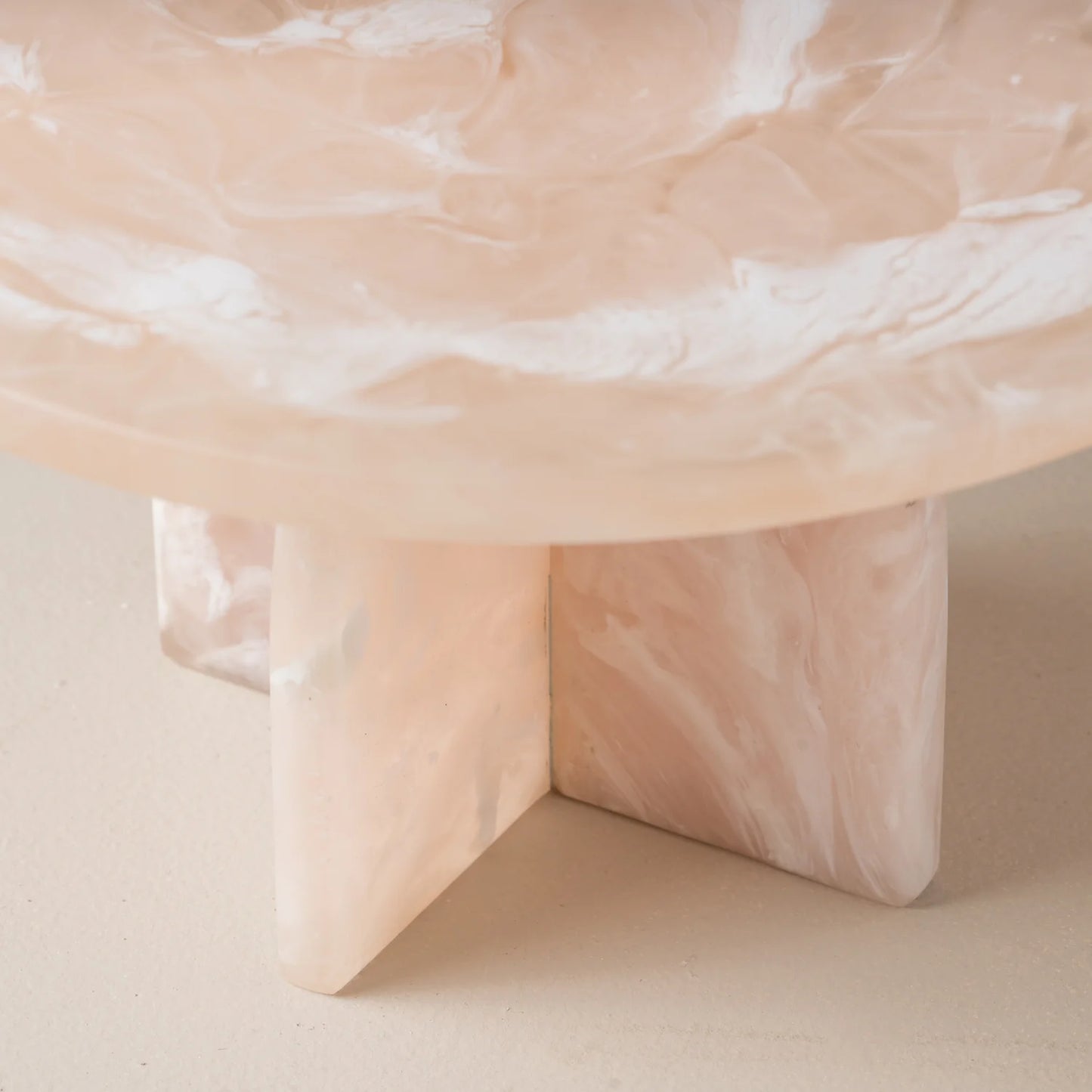 Flow Resin Cake Stand