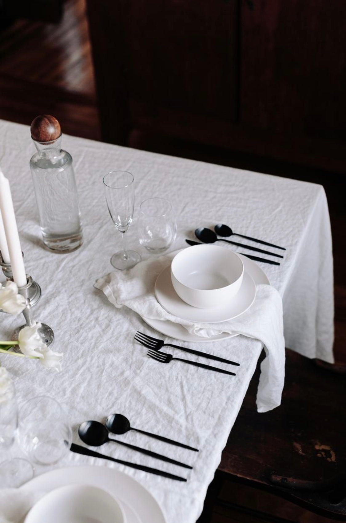 Snow White Tablecloth - Large