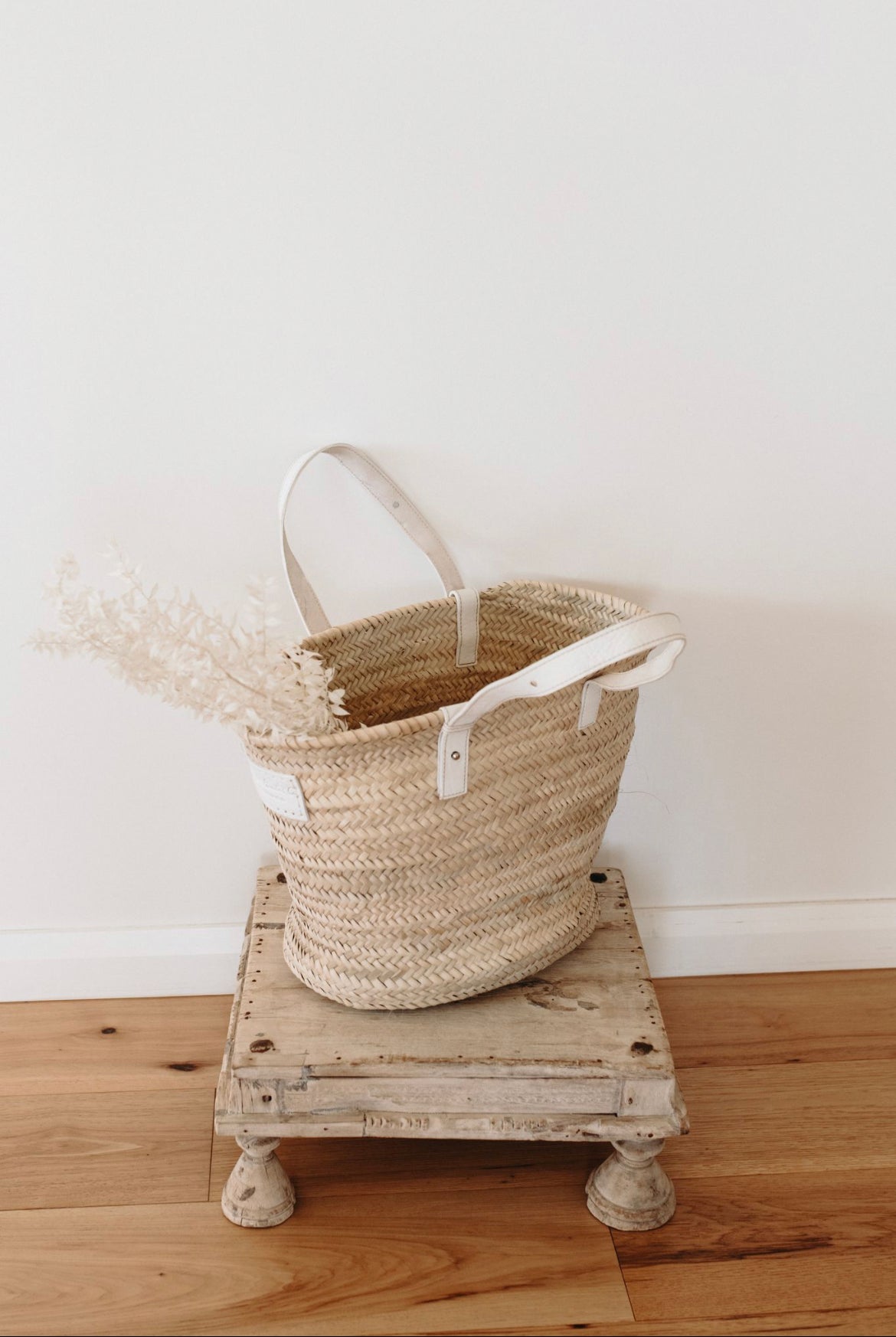 French Market Basket - White Handle