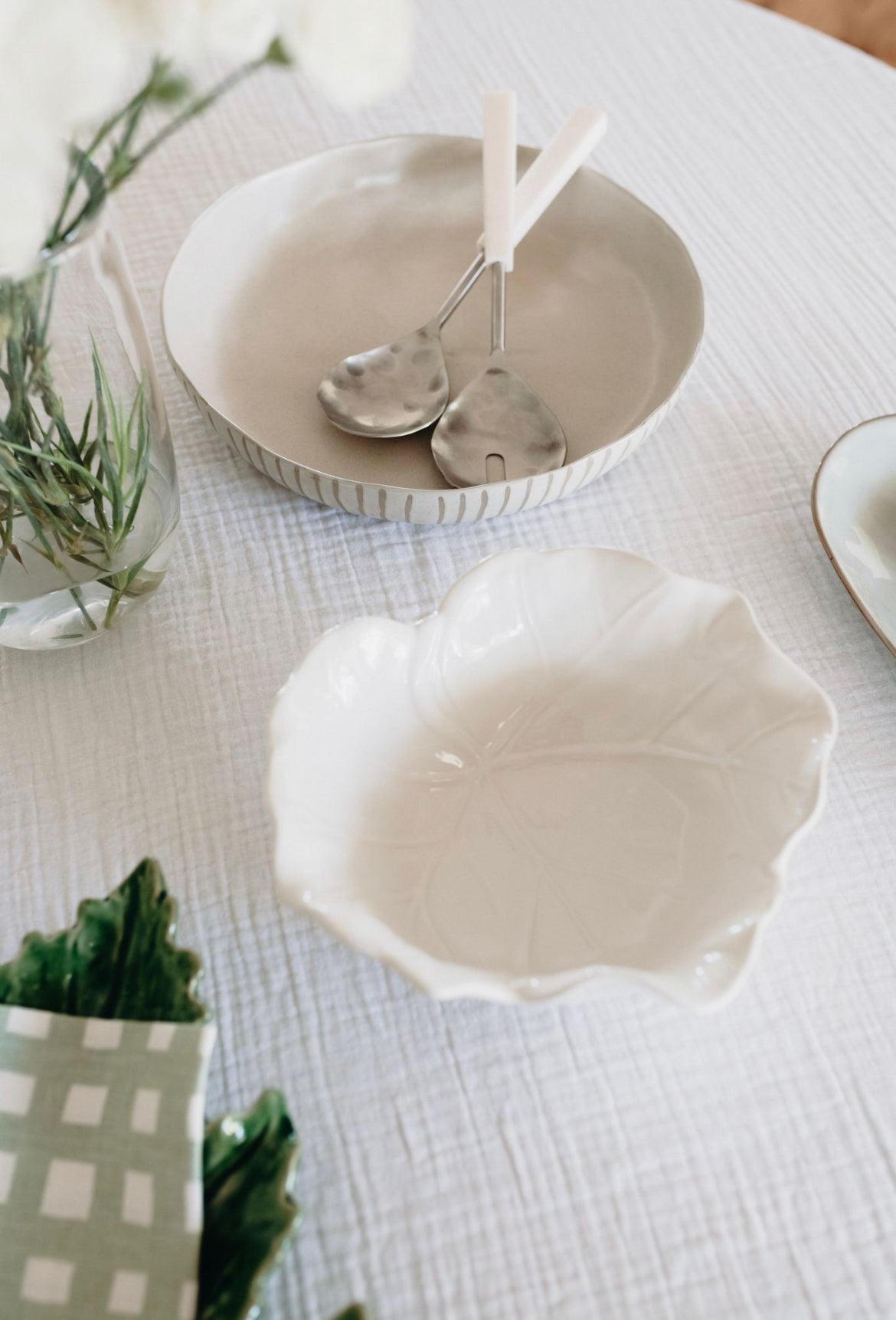 Ceramic Leaf Bowl