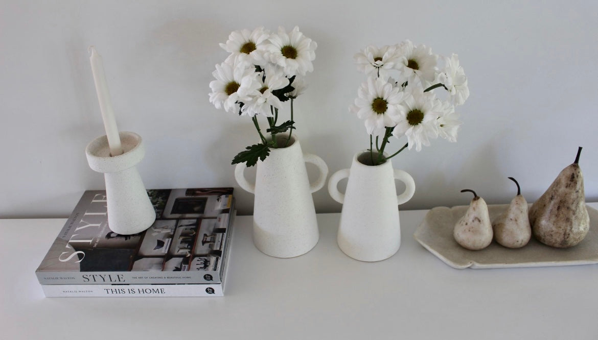 Avriel Vase