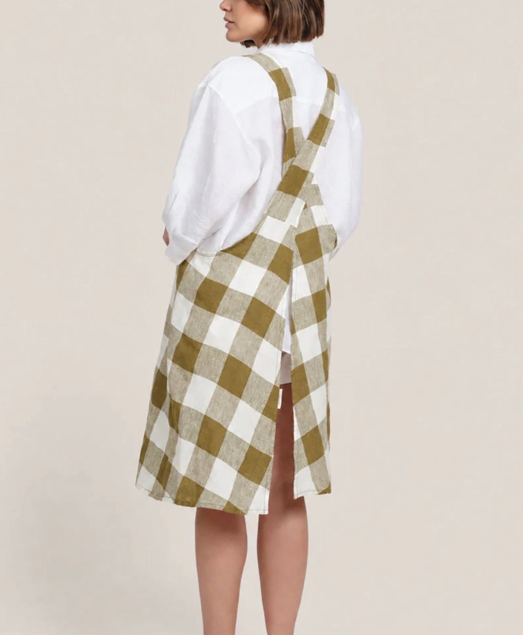 Linen Apron  ~ Carlotta & Gee