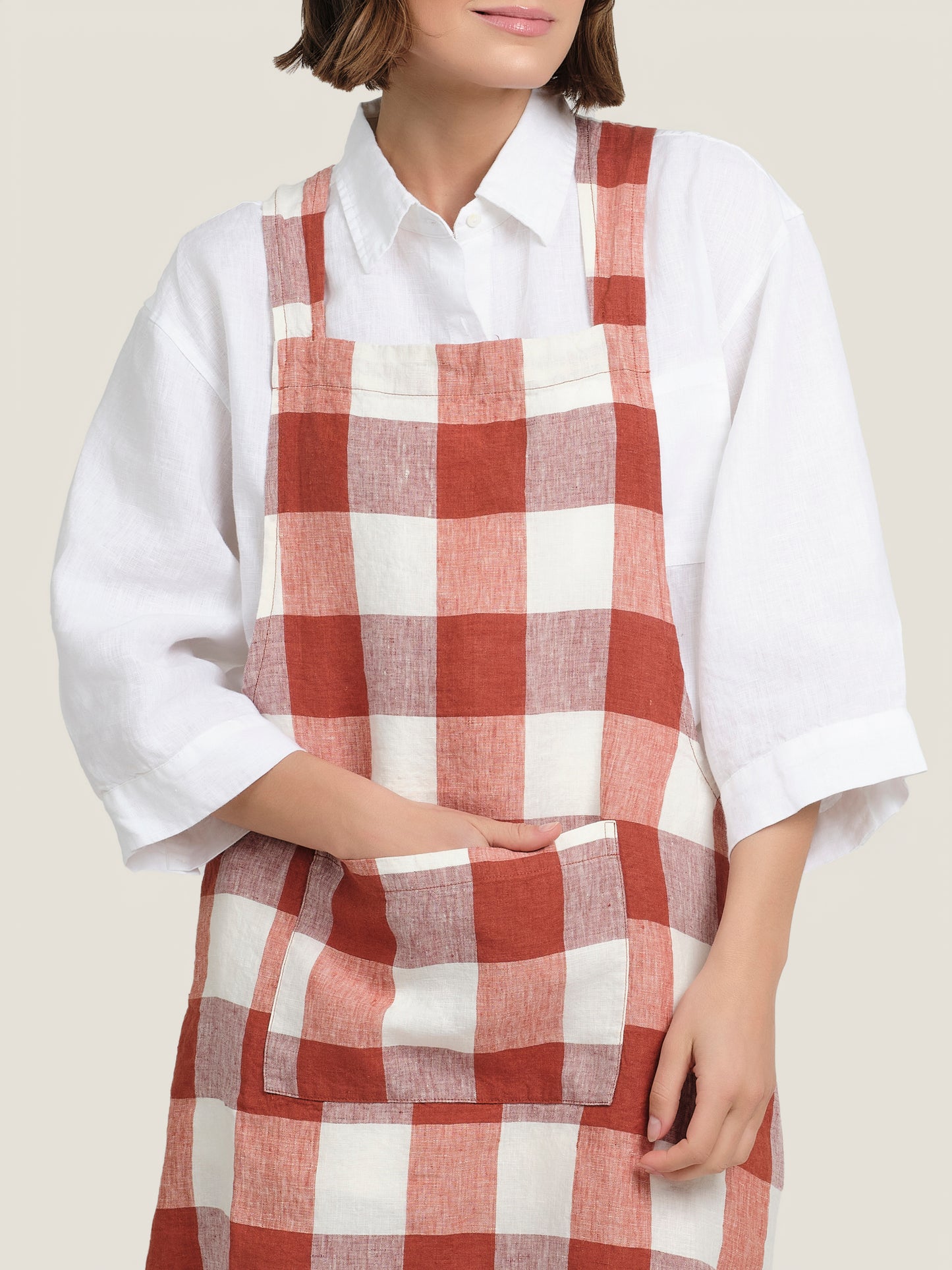 Linen Apron  ~ Carlotta & Gee