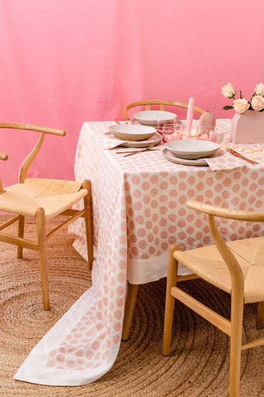 Tablecloth | Polka Dot Tulle Pink