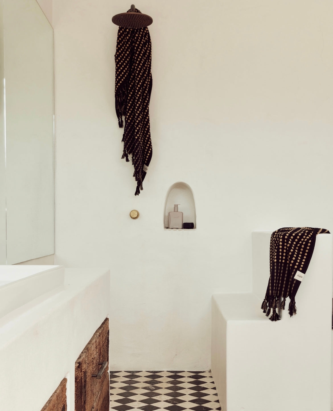 Chickpea Hand Towel | Black