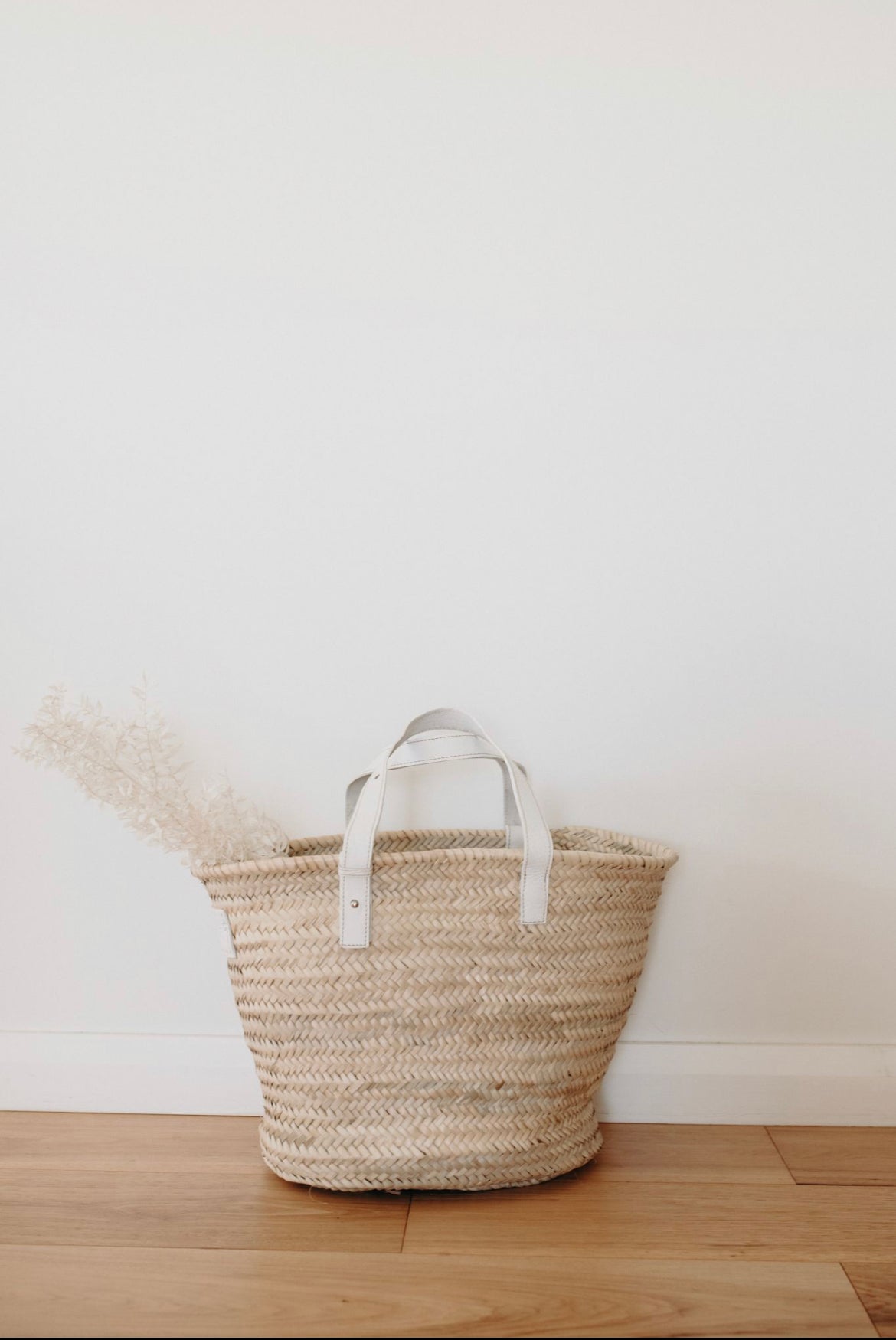 French Market Basket - White Handle